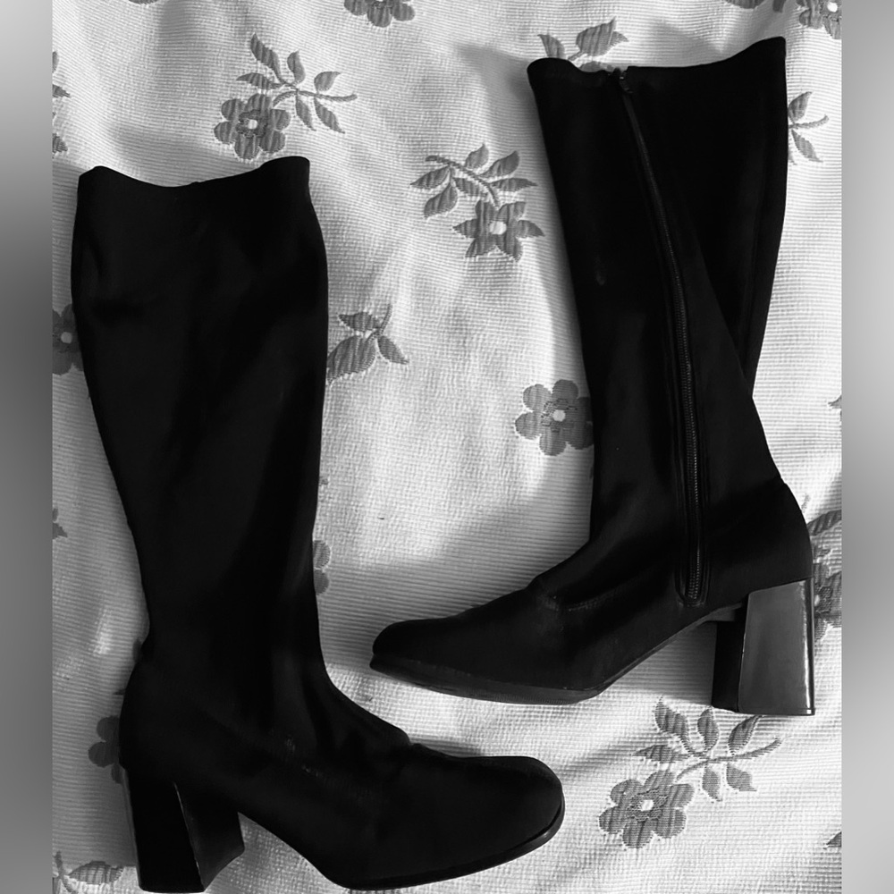 Vintage 2000 GO-GO style Black Boots Women’s sz 9.5 stretch-fabric Zip NM